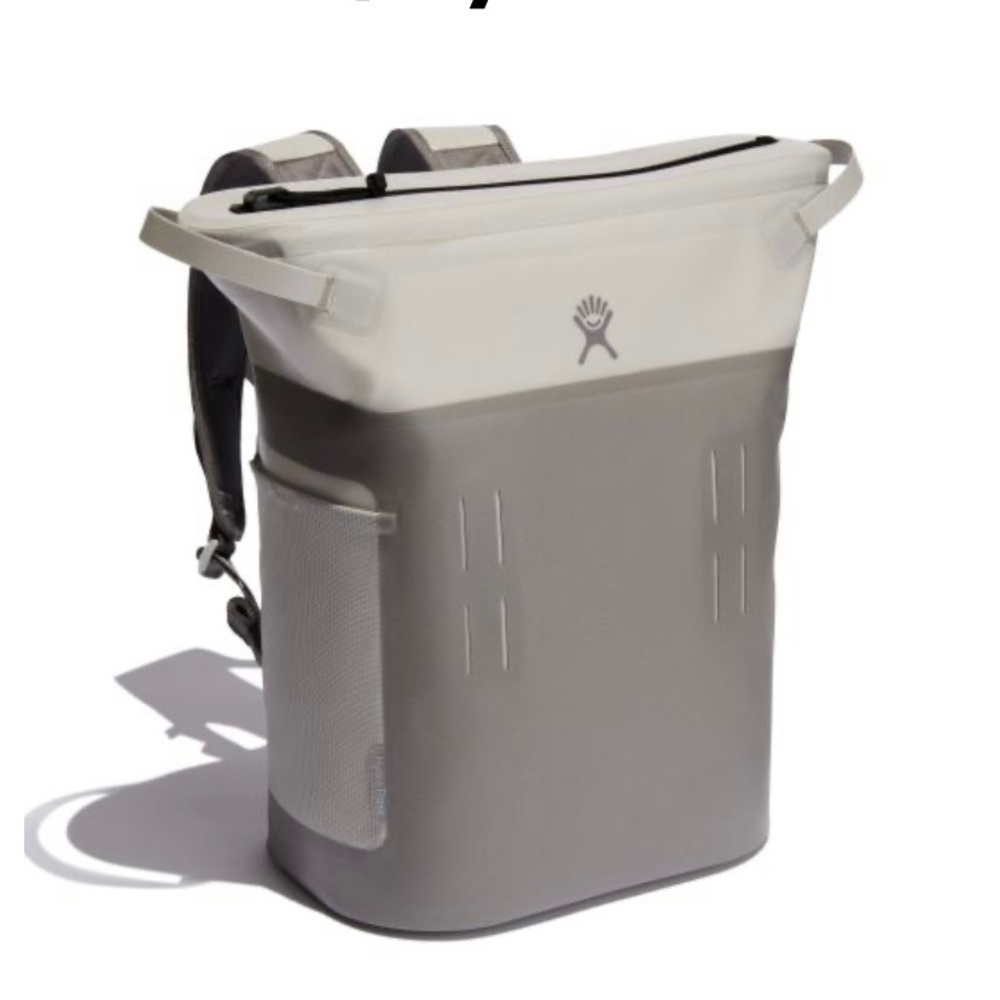 Hydro Flask 20 Liter Day Escape Backpack Cooler